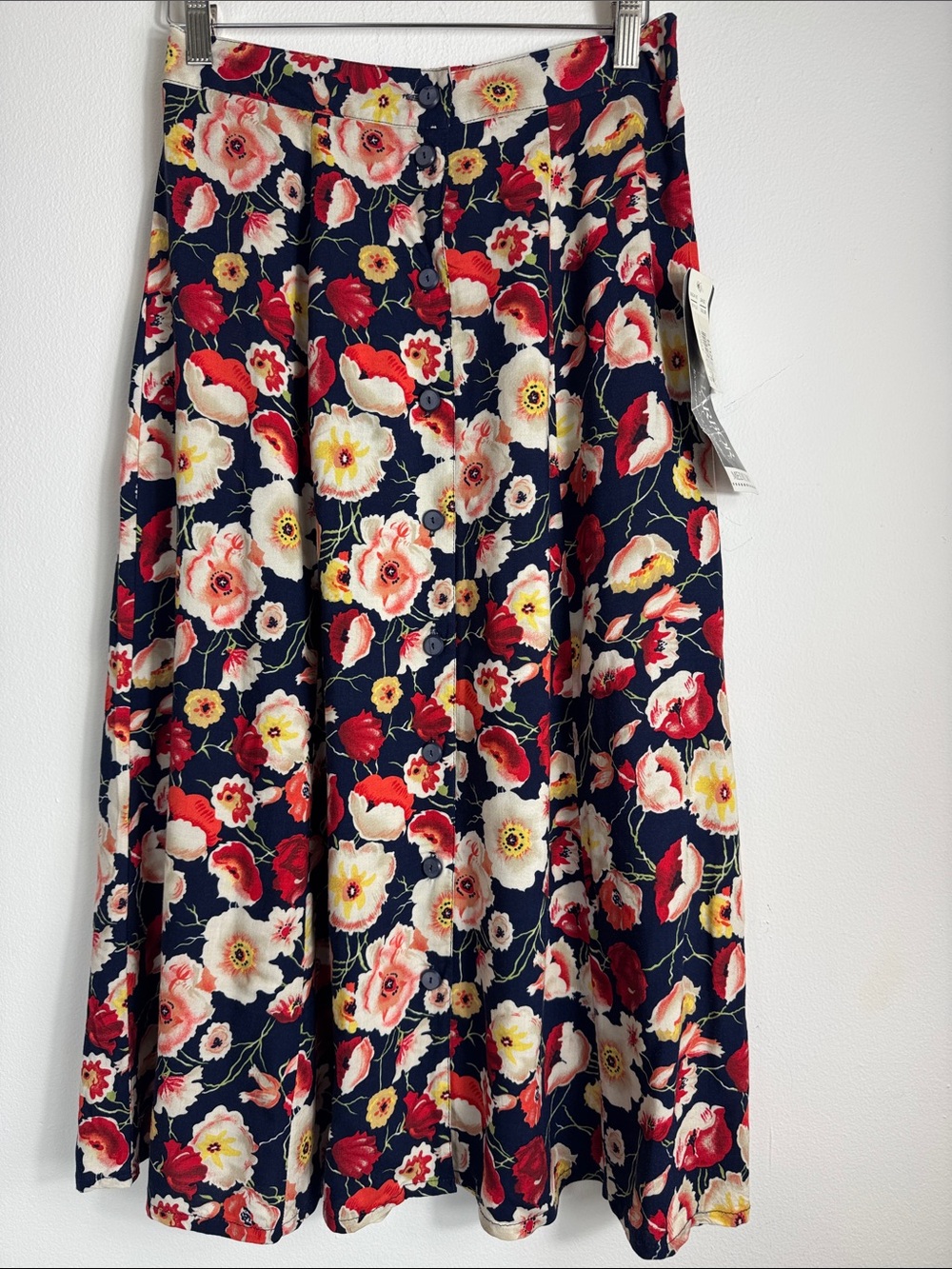 Vintage flowery skirt